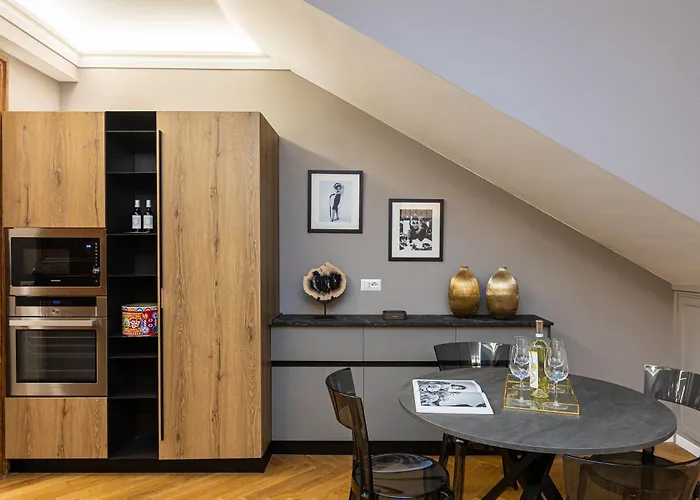 Amazing 3-bedrooms Pantheon Apartament *