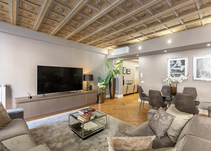 Amazing 3-bedrooms Pantheon Apartament Rzym