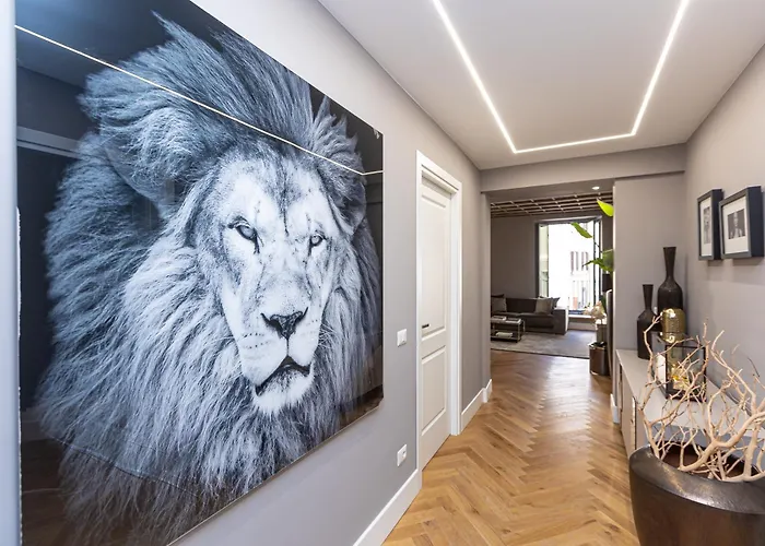 Apartament Amazing 3-bedrooms Pantheon Rzym